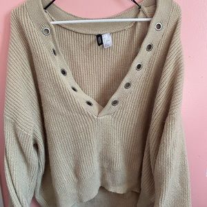 Oversized tan knit sweater (L)